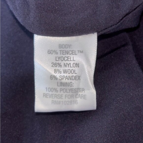 Garnet Hill Women’s Size 10 Navy Blue Blazer Button Front Pockets Back Split - Picture 4 of 8